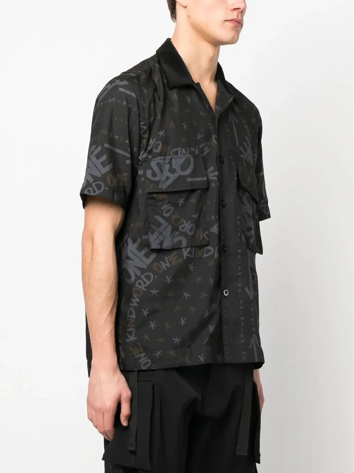 sacai グラフィックプリント半袖シャツ - 画像3