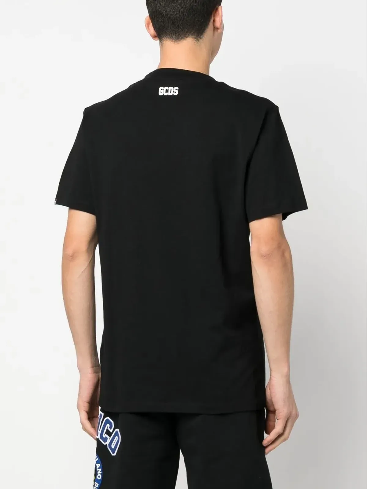 GCDS ソリッドカラーTシャツ ブラック - 画像4