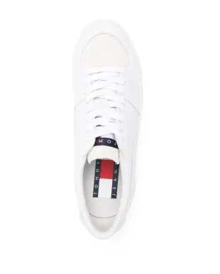 Tommy Jeans ロゴディテール ロートップ レザー スニーカー - サムネイル4