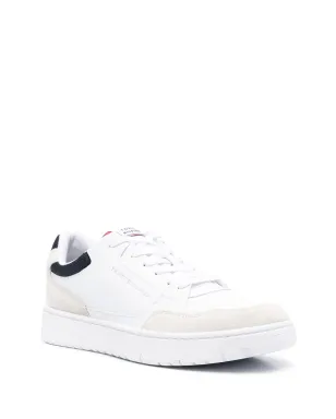 Tommy Hilfiger ロゴ ロー・トップ レースアップ スニーカー - サムネイル2