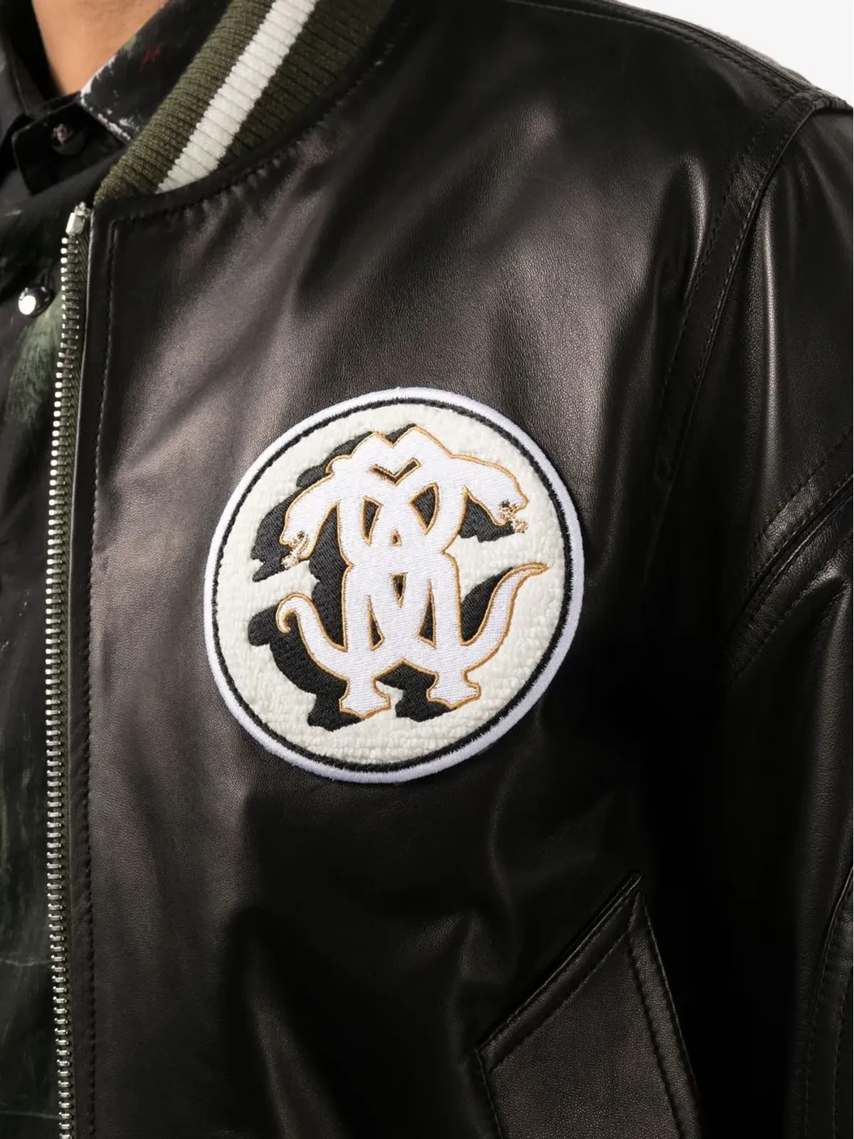 Roberto Cavalli レザー モノグラムパッチ ボンバージャケット - ブラック - 画像5