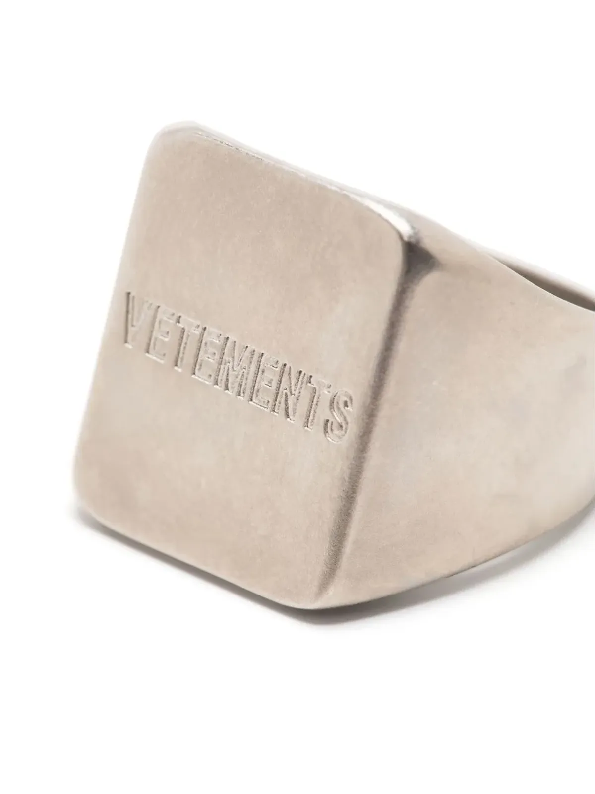 VETEMENTS ロゴ入りスクエアシグネットリング - 画像3