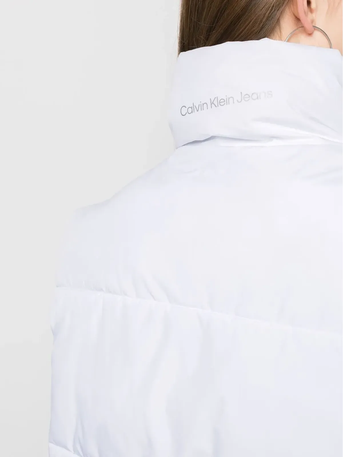 Calvin Klein Jeans ロゴプリント入りパデッドジレ - 画像5