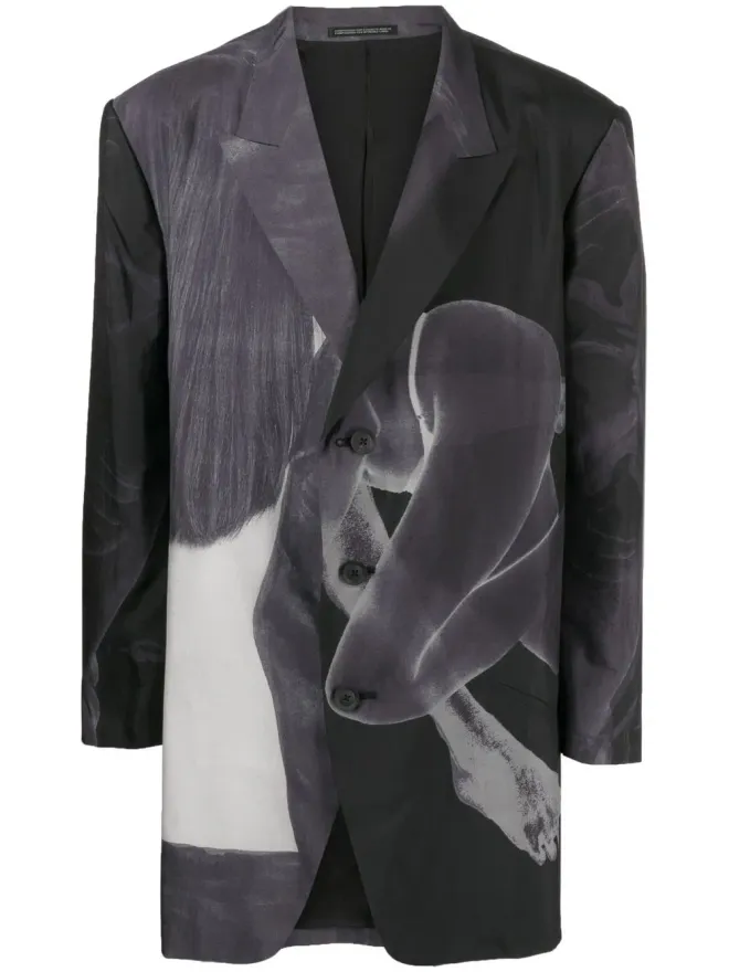 YOHJI YAMAMOTO Yohji Yamamoto グラフィックプリント シングルブレスト ブレザー（グレー）の商品画像