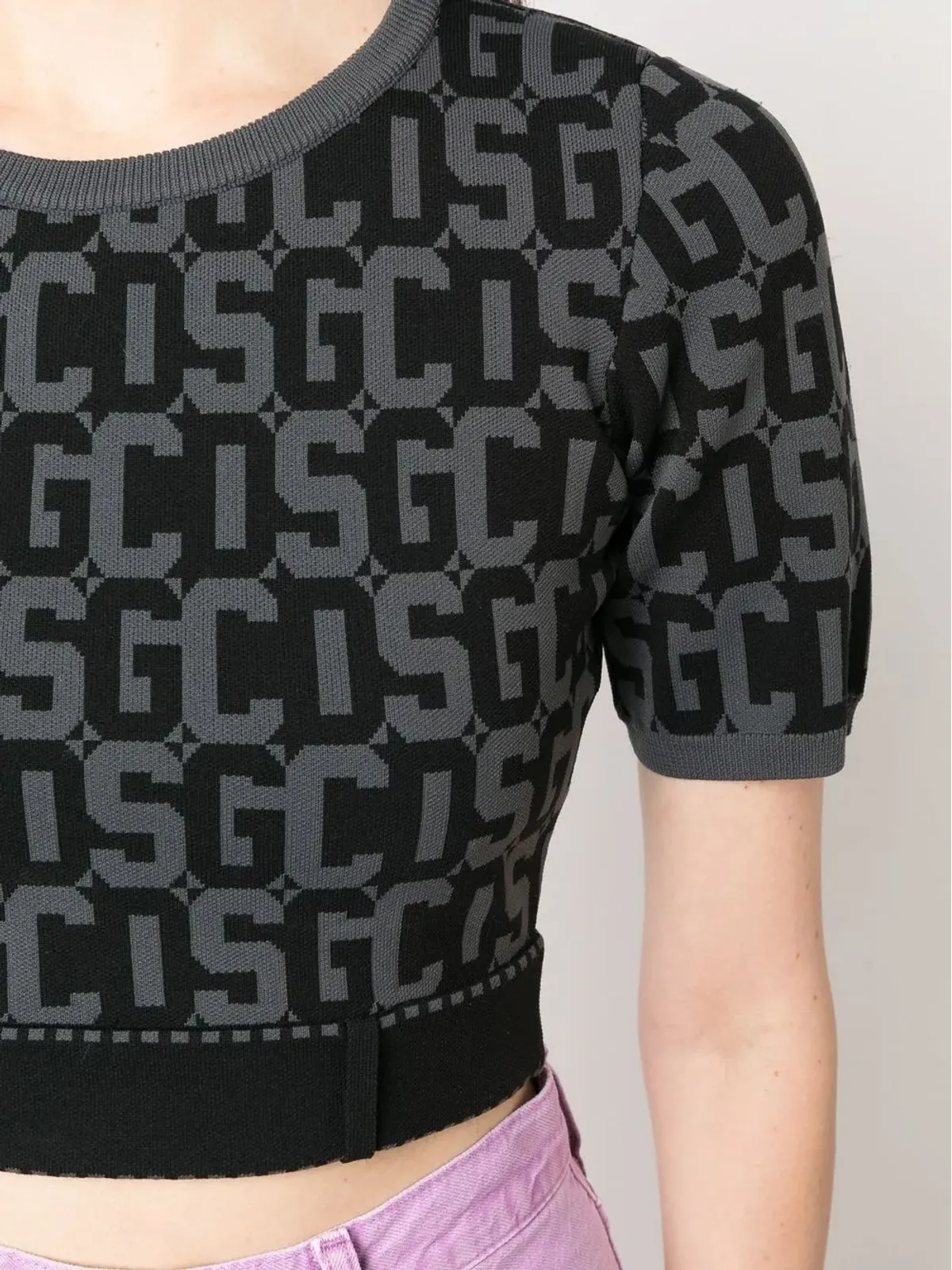 GCDS マティルダ モノグラム クロップトップ - 画像5