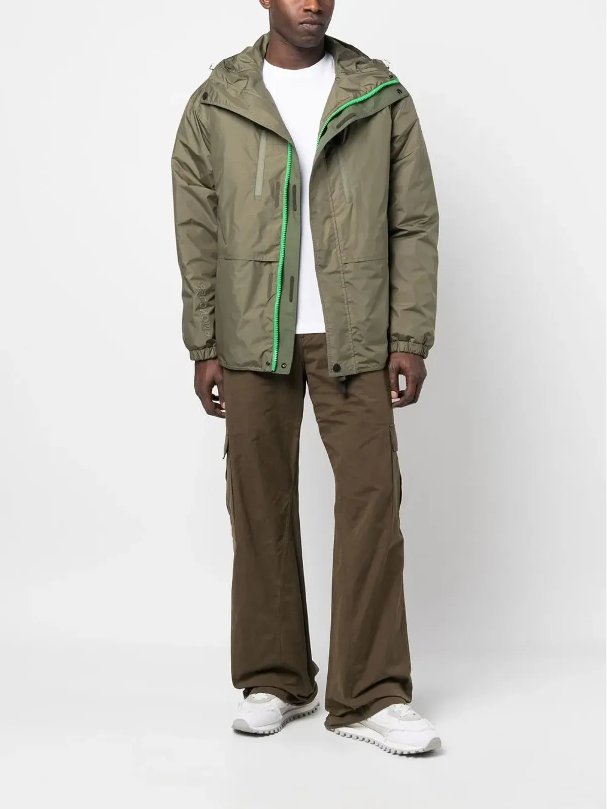 Moncler フード付きダウンジャケット - 画像2