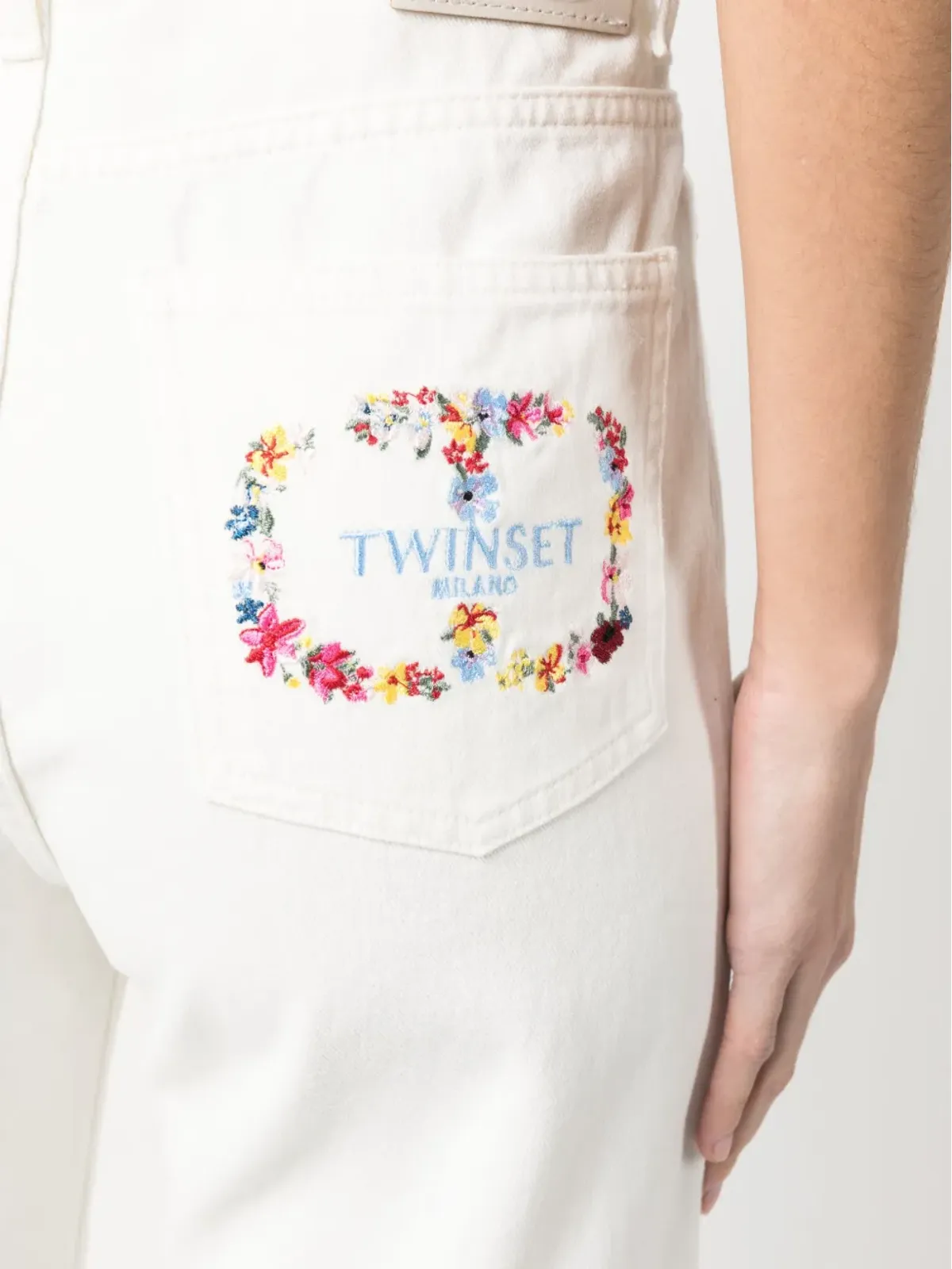 TWINSET 刺繍ロゴ入りストレートレッグデニムパンツ - 画像5