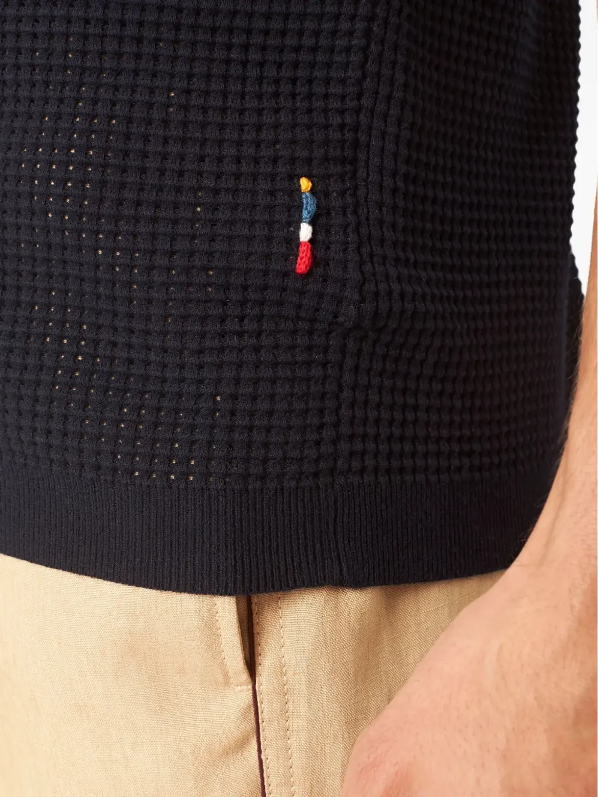 Orlebar Brown ネイビーのVネックポロシャツ - 画像4