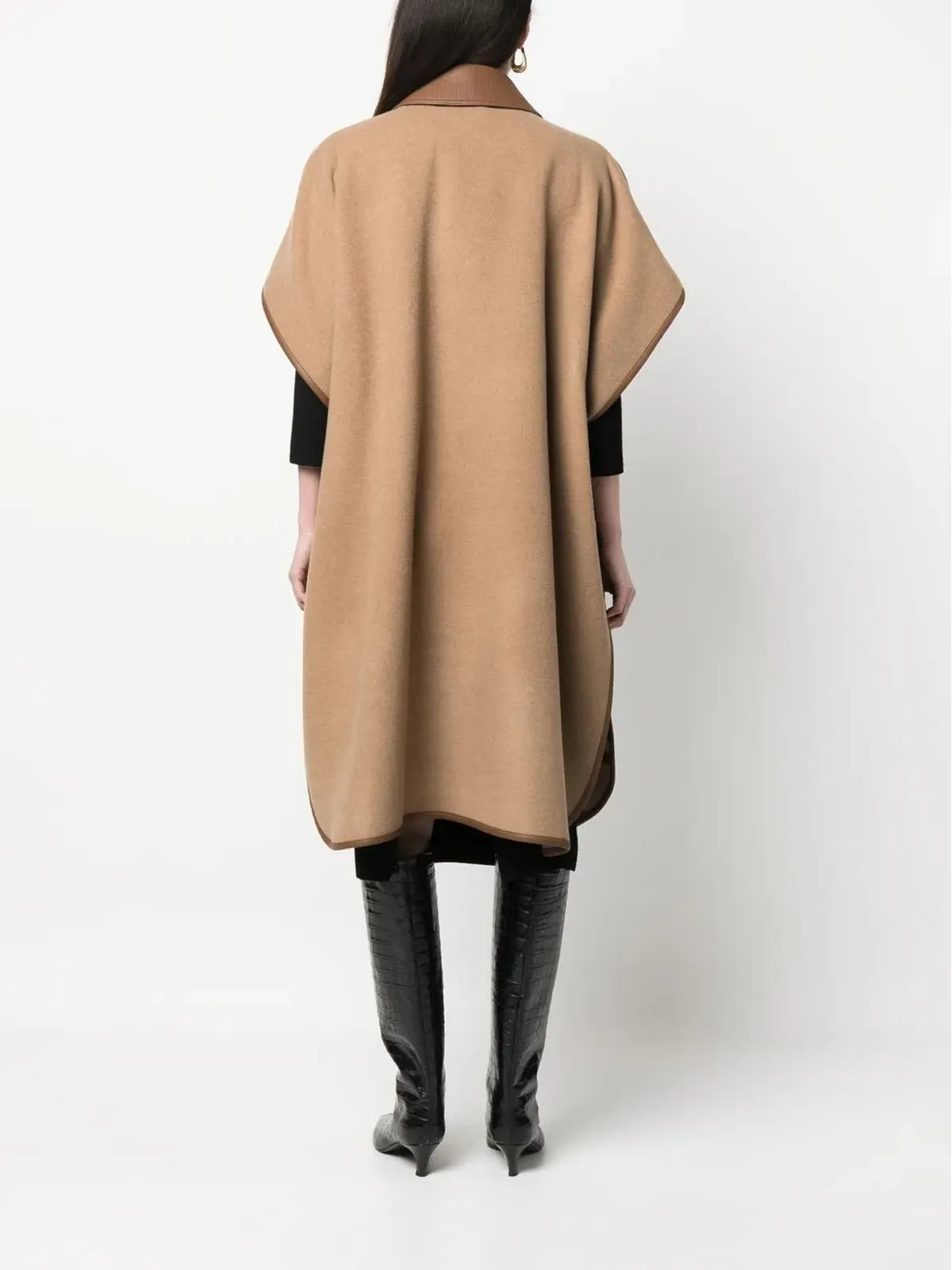 Burberry プレススタッドケープ - 画像4