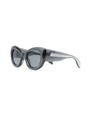 Alexander McQueen Eyewear 透明キャットアイフレーム サングラス - グレー - サムネイル2