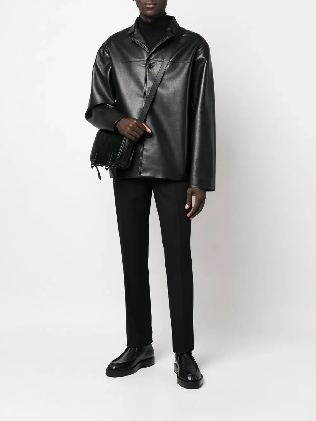 FENDI ロゴプレート テーラードパンツ - 画像2