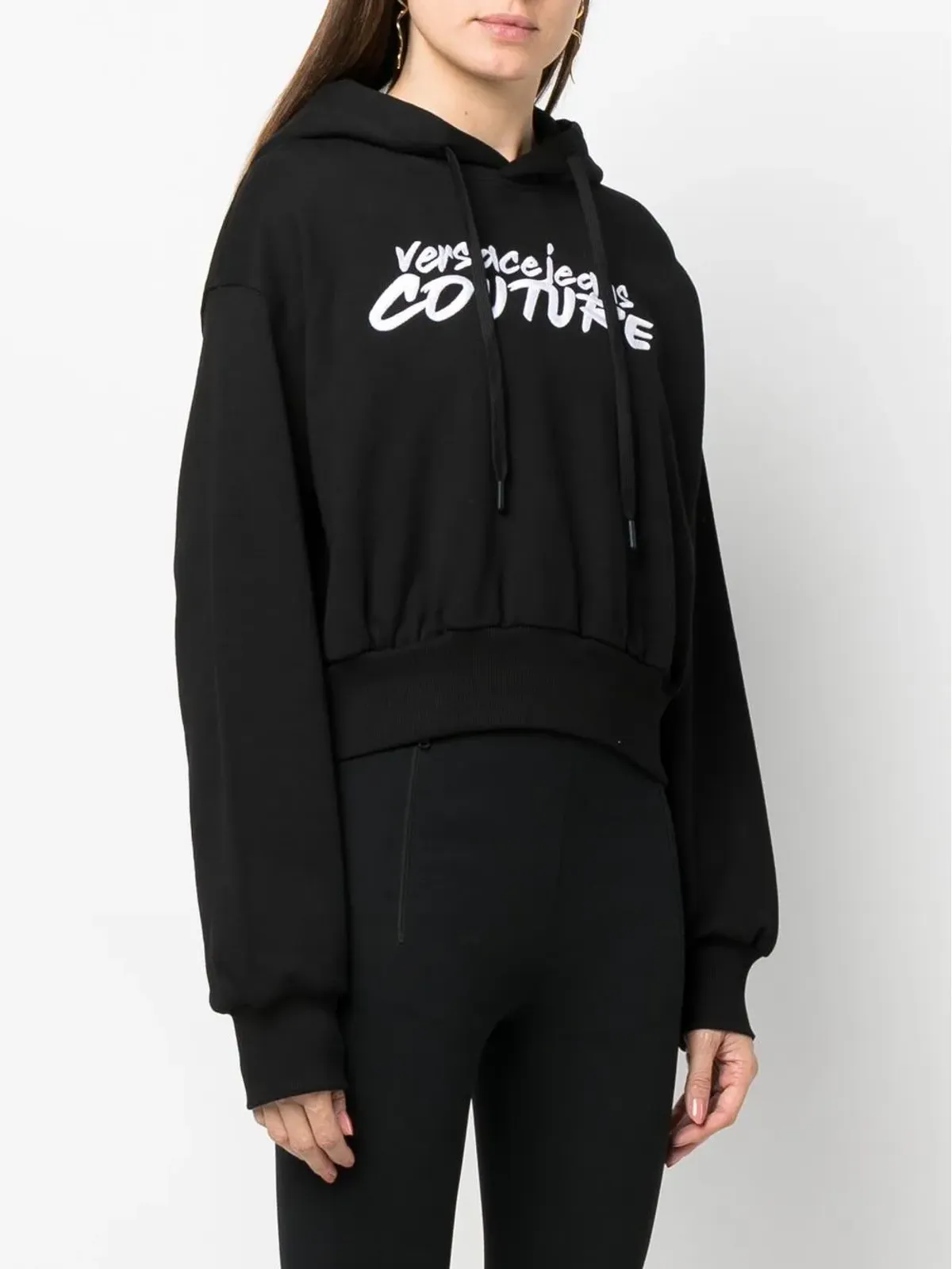 Versace Jeans Couture ロゴ刺繍クロップドパーカー（ブラック） - 画像3