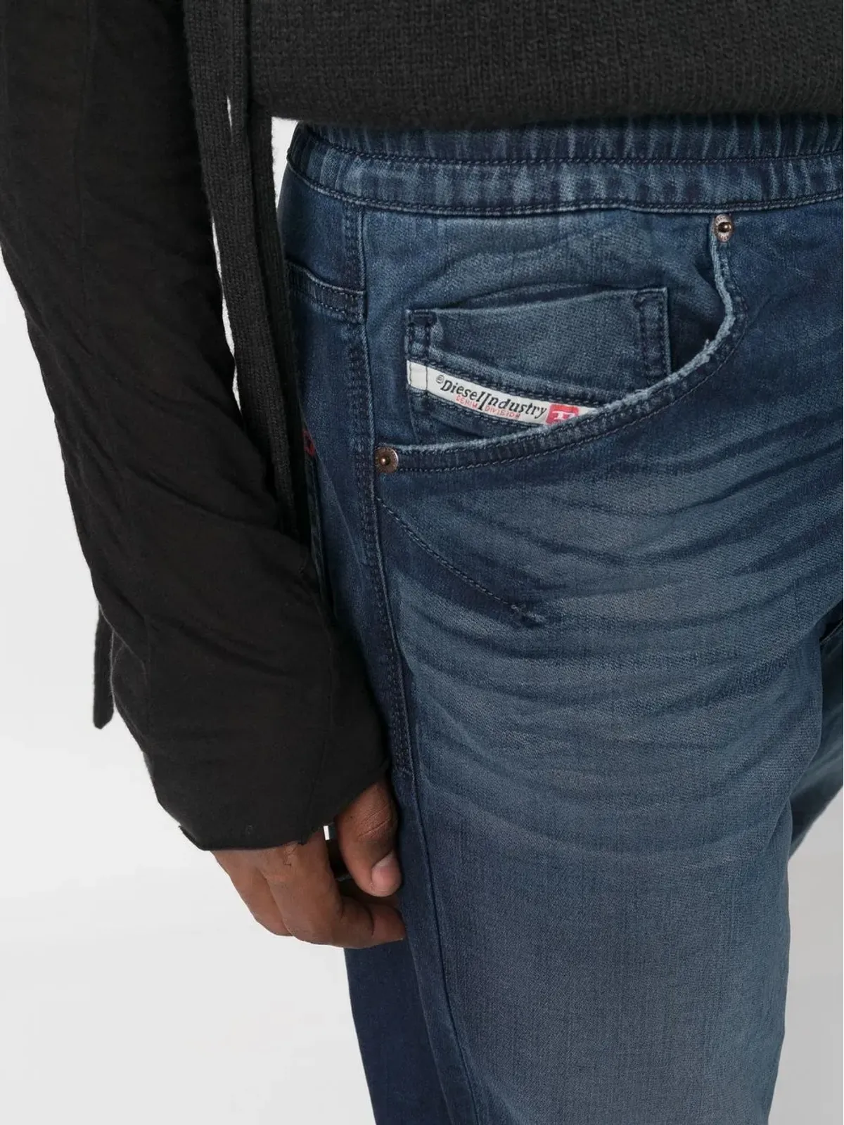 Diesel ドロップクロッチ テーパードジーンズ - 画像5