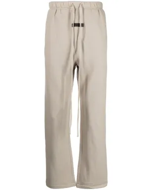 FEAR OF GOD ESSENTIALS ロゴパッチ ドローコード トラックパンツ - サムネイル1