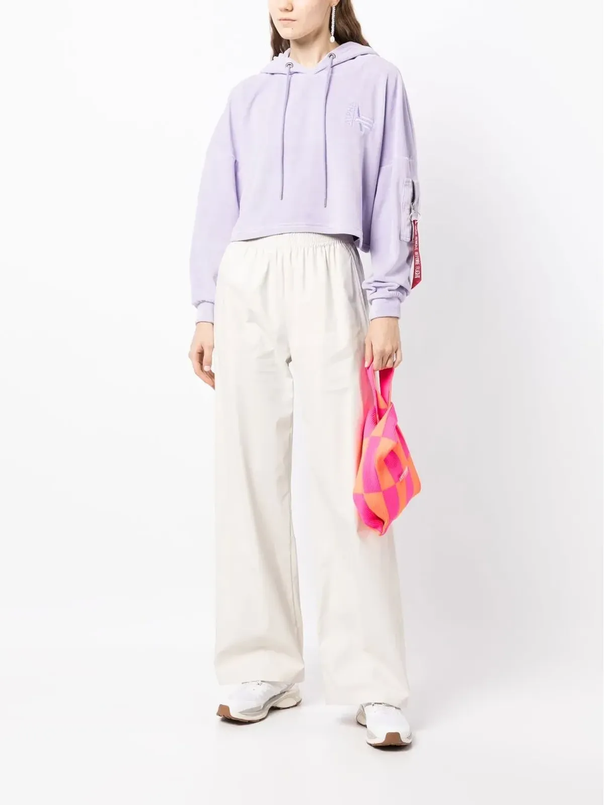 Alpha Industries クロップドベルベットフーディー - 画像2
