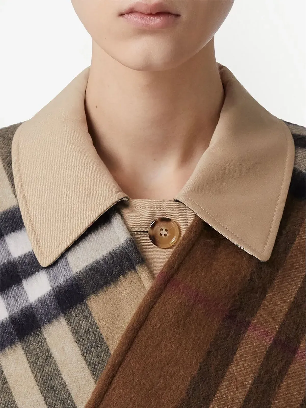 Burberry コントラストチェック フリンジ付きケープ - Brown - 画像5