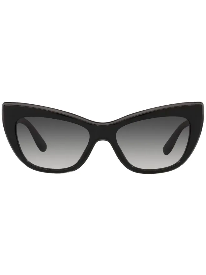 Dolce & Gabbana Eyewear Dolce & Gabbana Eyewear ロゴプレート キャットアイサングラスの商品画像