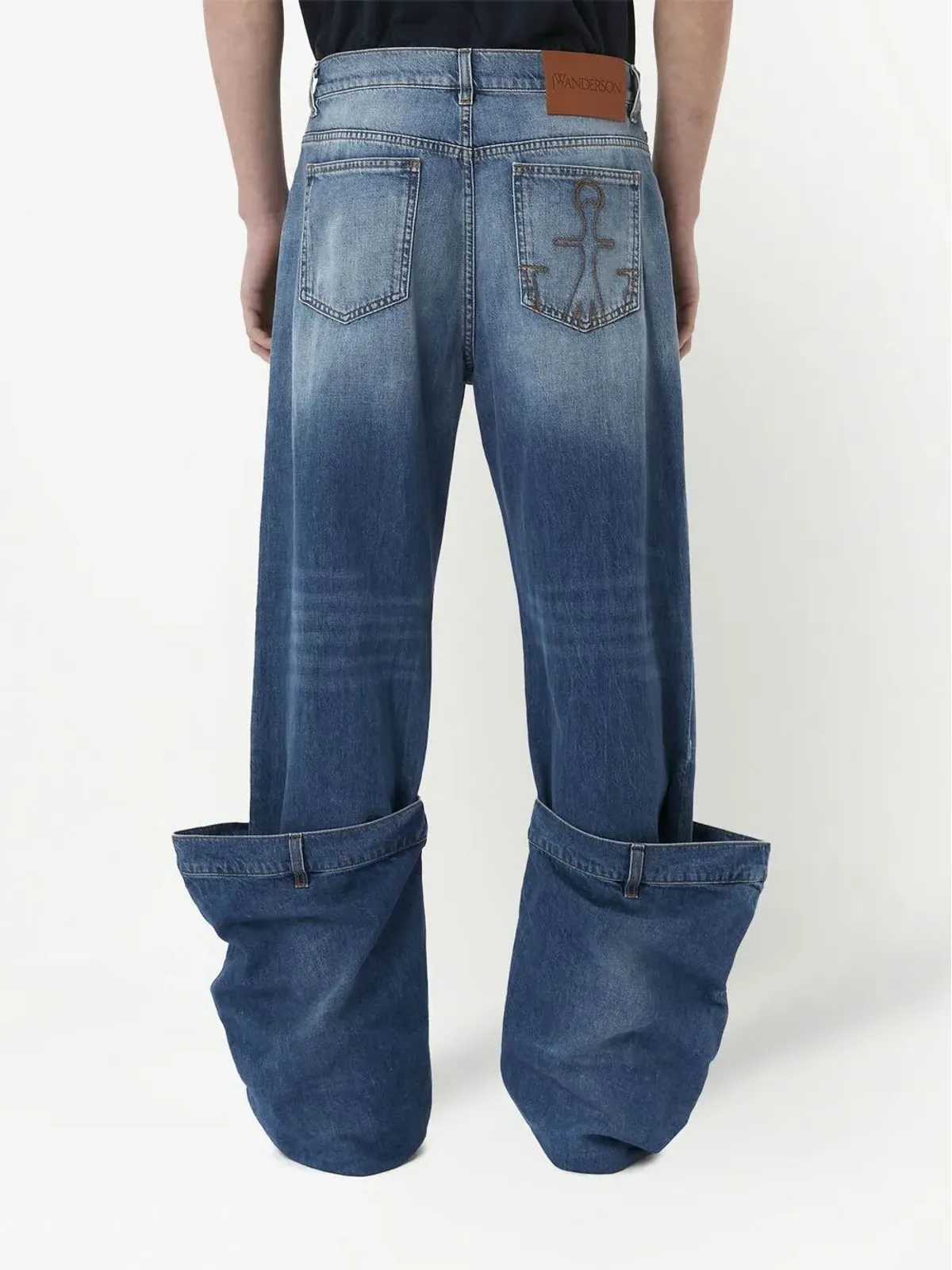 JW Anderson ストレートレッグ・バケットジーンズ - 画像4