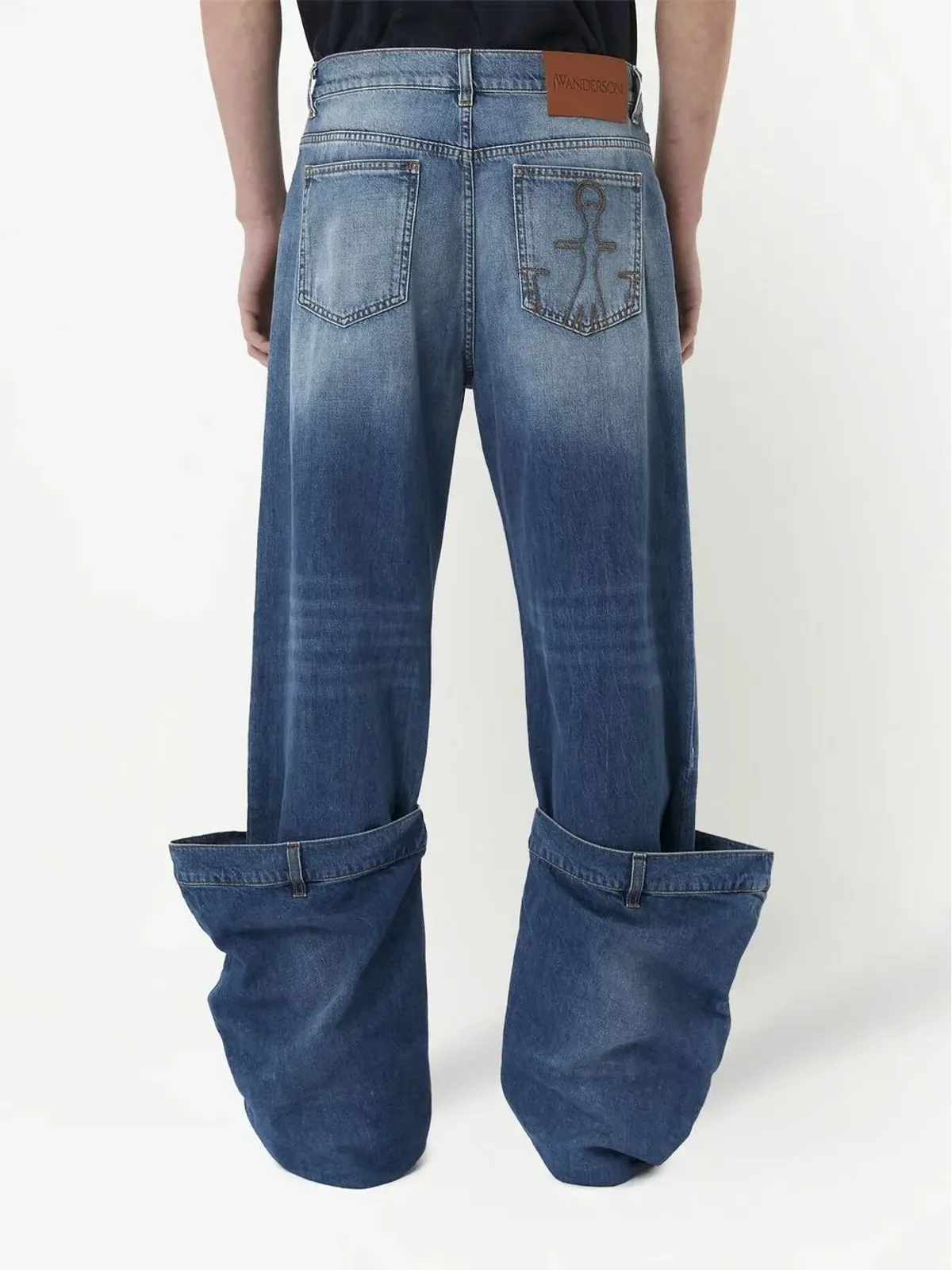 JW Anderson ダメージ加工 バケットジーンズ - 画像5