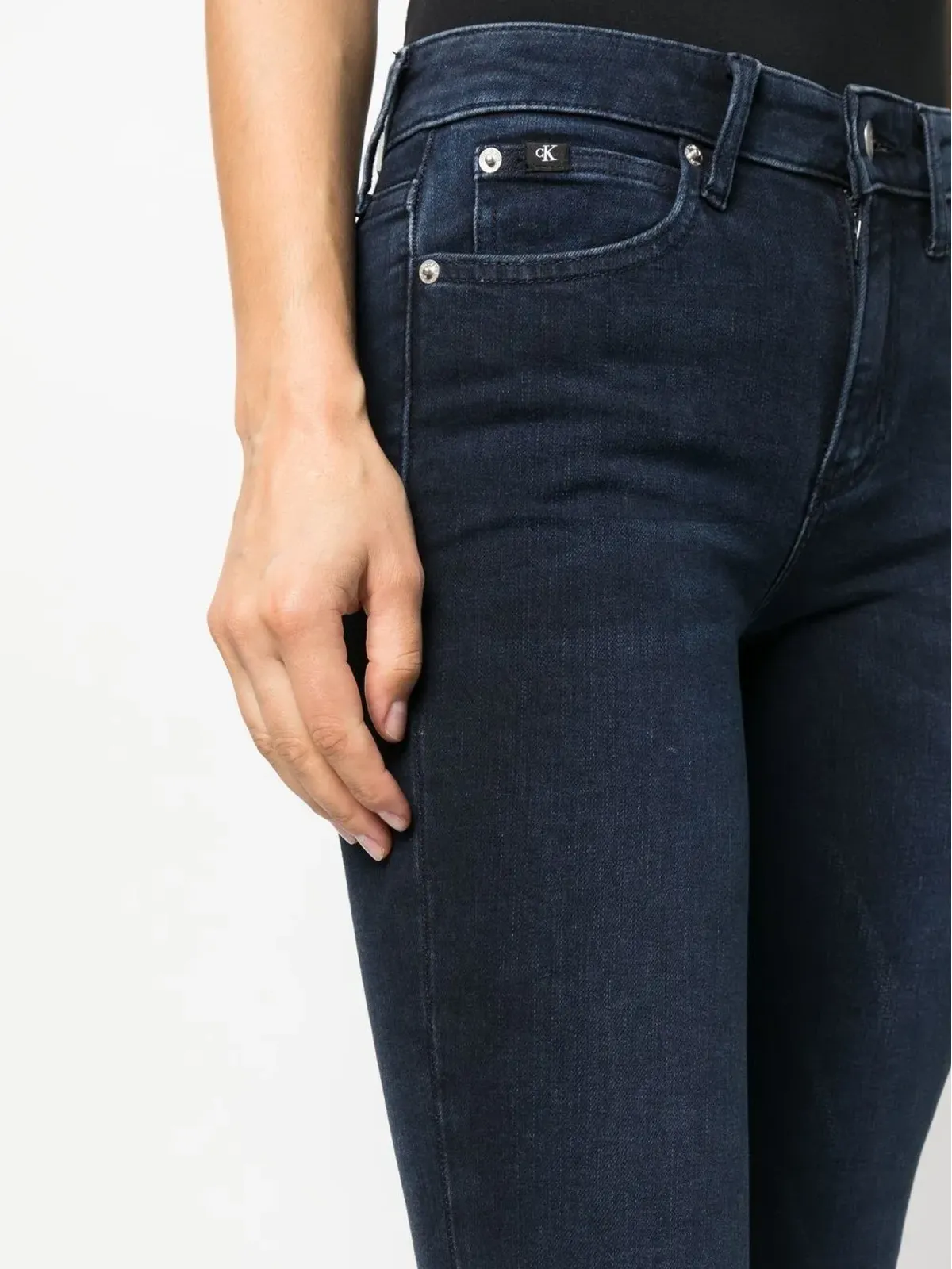 Calvin Klein Jeans ミッドライズ・スキニージーンズ - 画像5