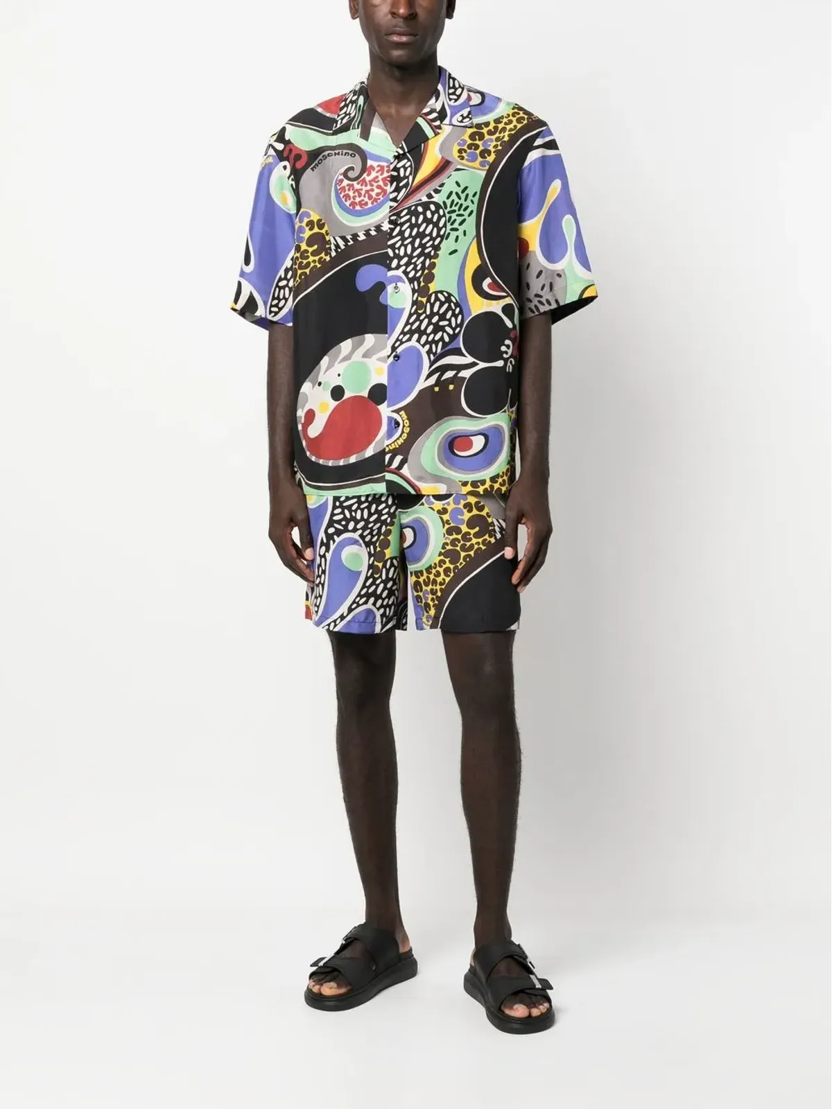 Moschino グラフィックプリントショーツ ブラック - 画像2