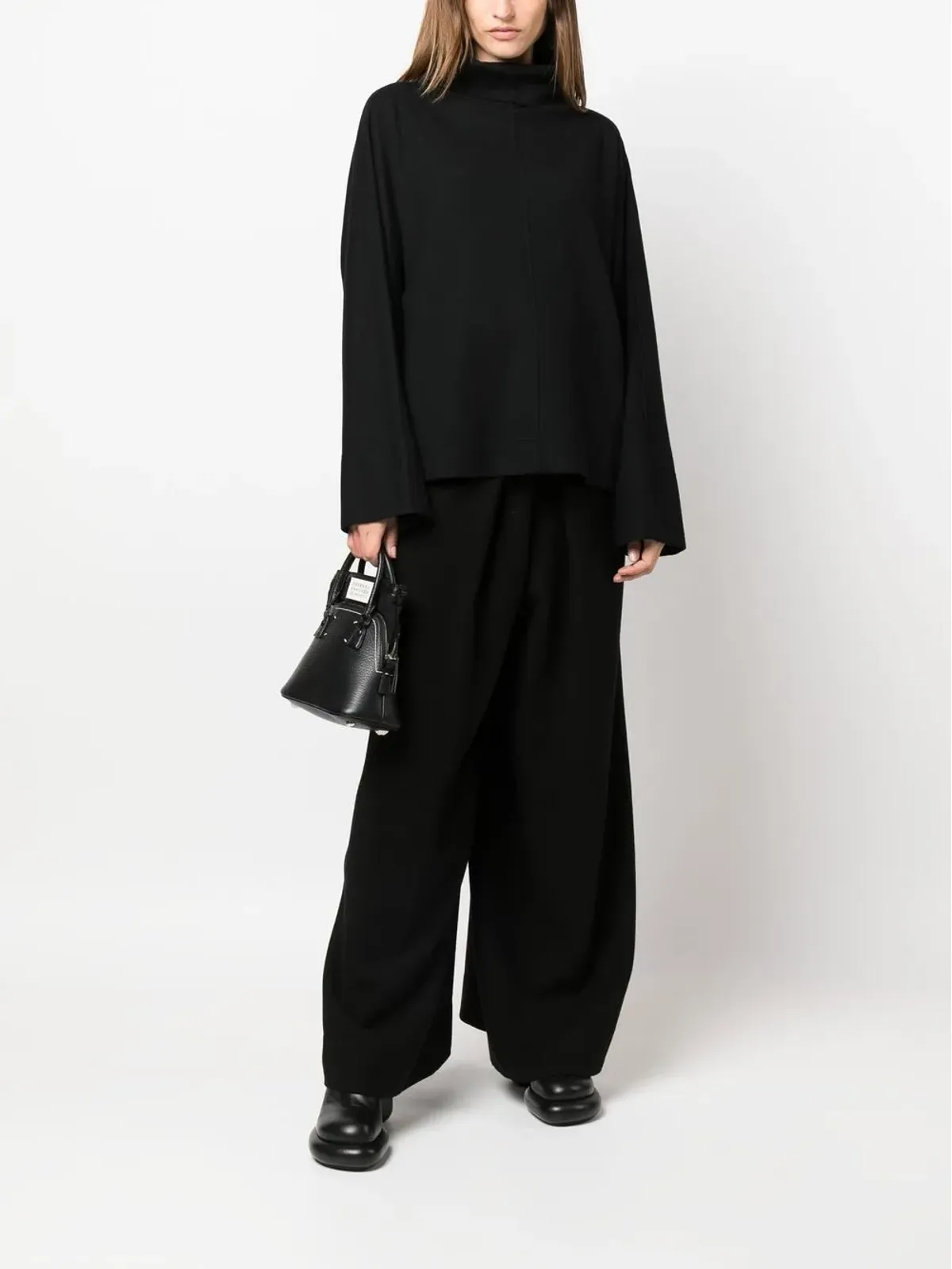 Issey Miyake mock-neck wide-sleeved top - Black - 画像2