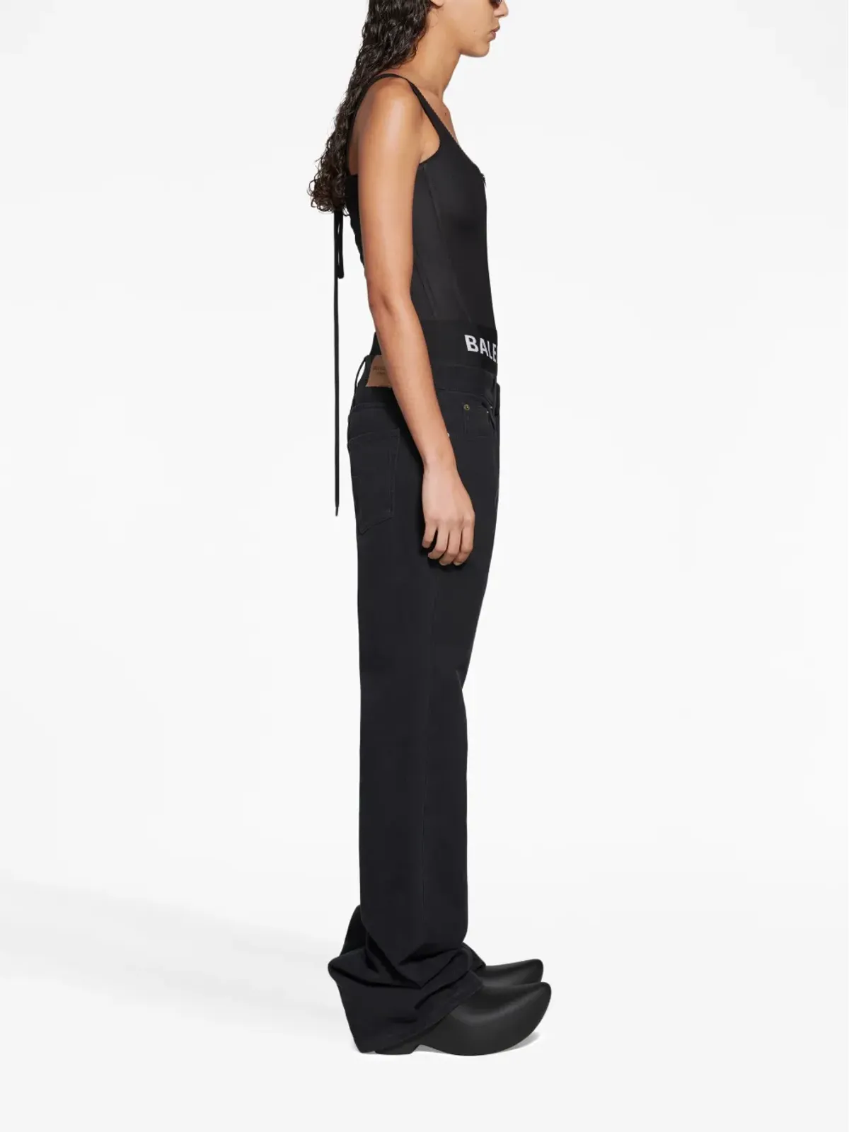 Balenciaga ローライズフレアジーンズ - 画像3