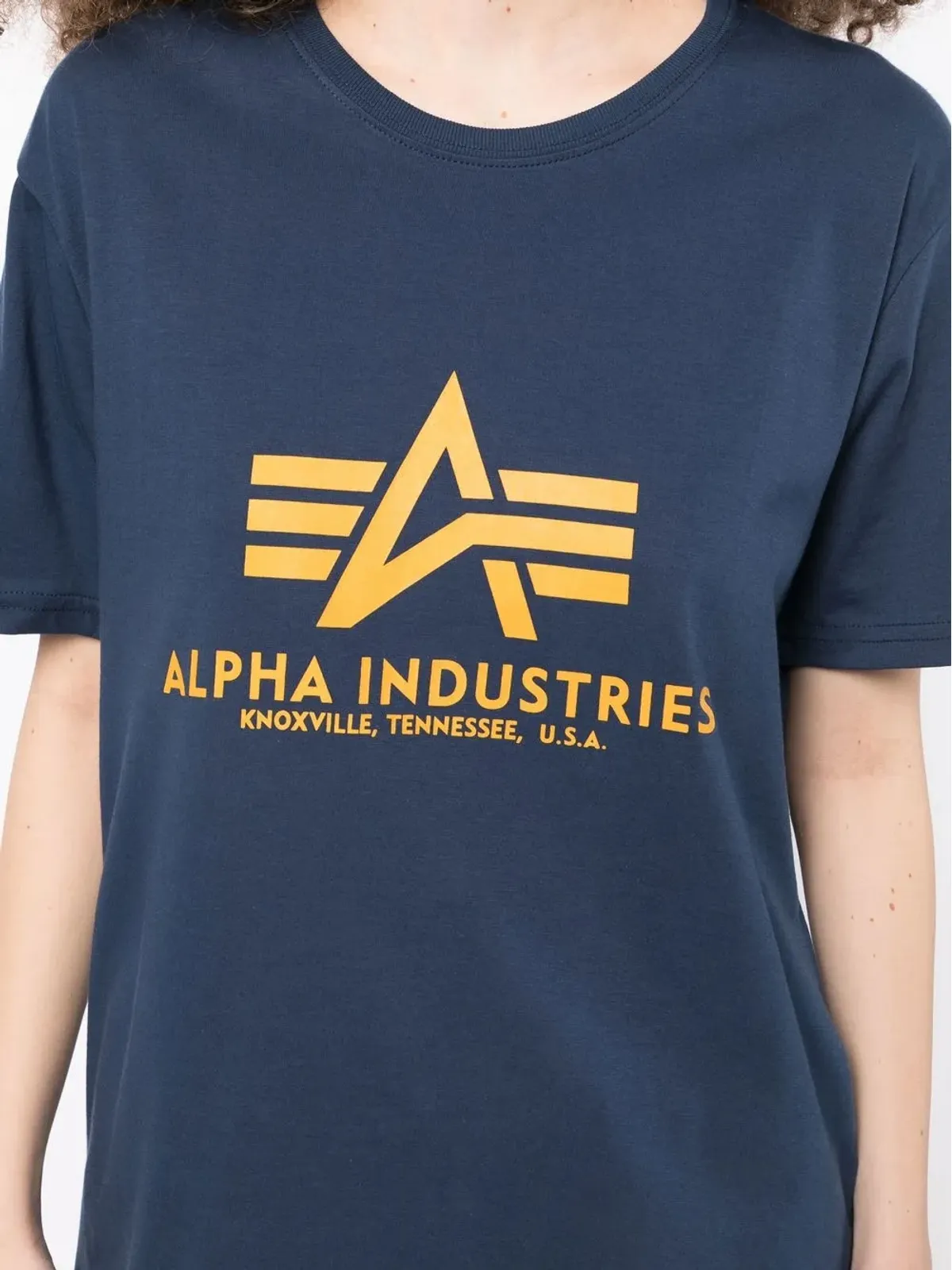 Alpha Industries ロゴプリント入りTシャツ - 画像5