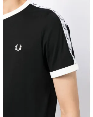 Fred Perry ロゴテープ コットンTシャツ - ブラック - サムネイル5