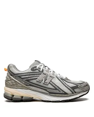 New Balance x Invincible x N.Hoolywood 1906R Grey Swan スニーカー - サムネイル1