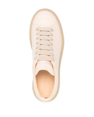 Alexander McQueen オーバーサイズ ローカットスニーカー - サムネイル4