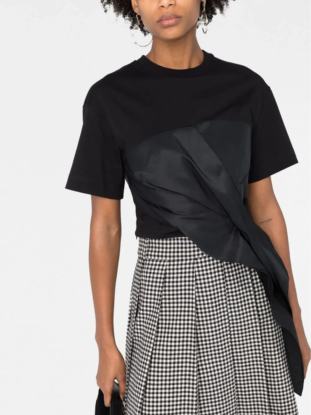 Alexander McQueen シャーリングディテール アシンメトリックTシャツ - 画像5