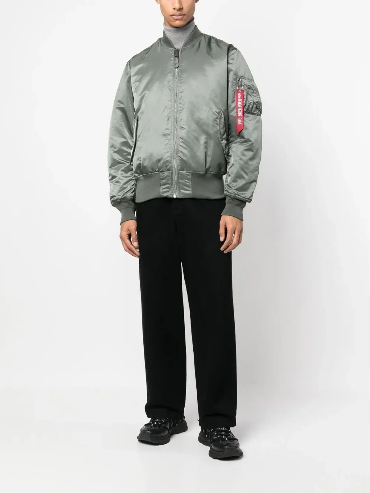 Alpha Industries MA-1ボンバージャケット - 画像2