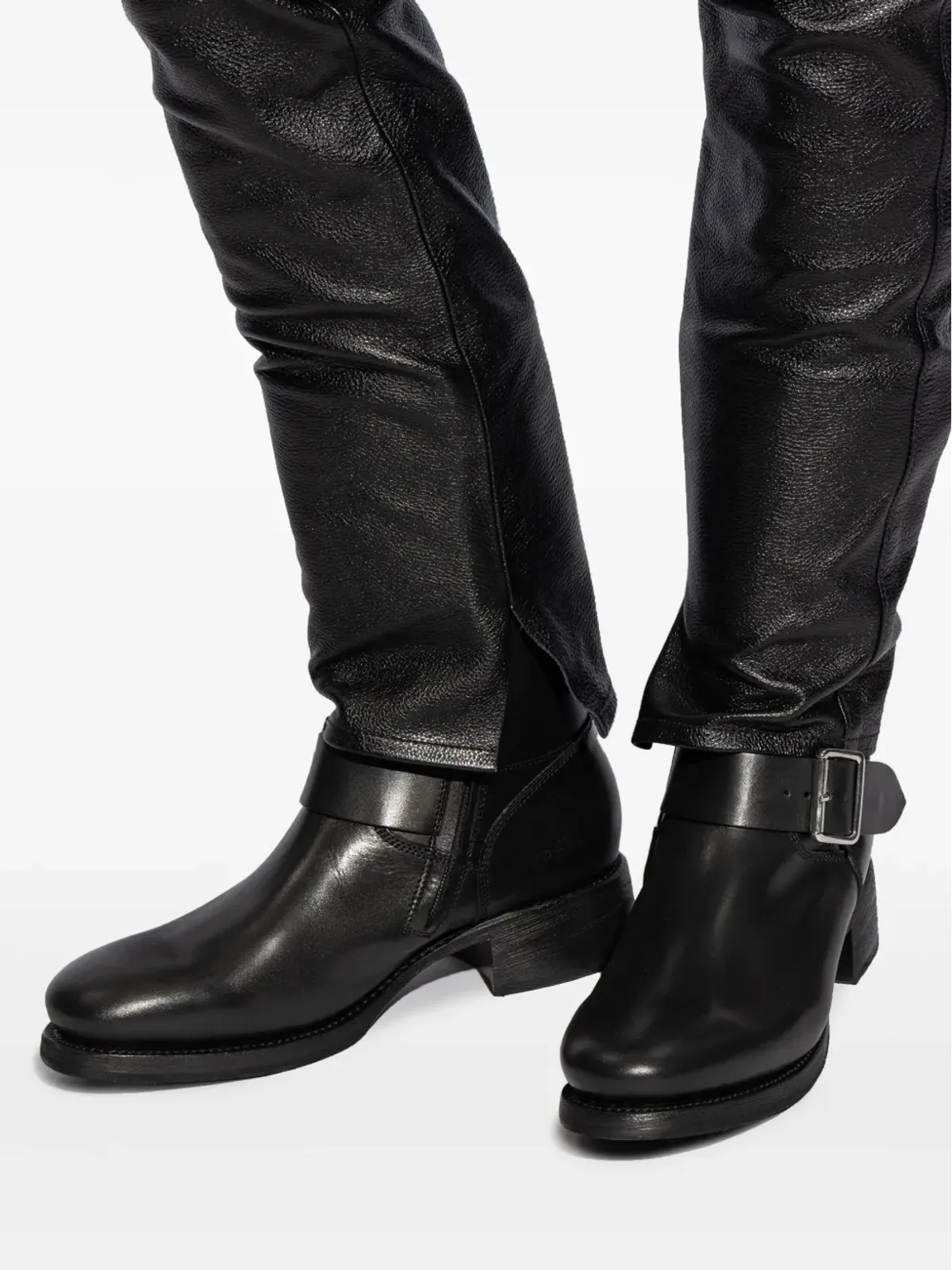DSQUARED2 バックル付きレザーブーツ - 画像5