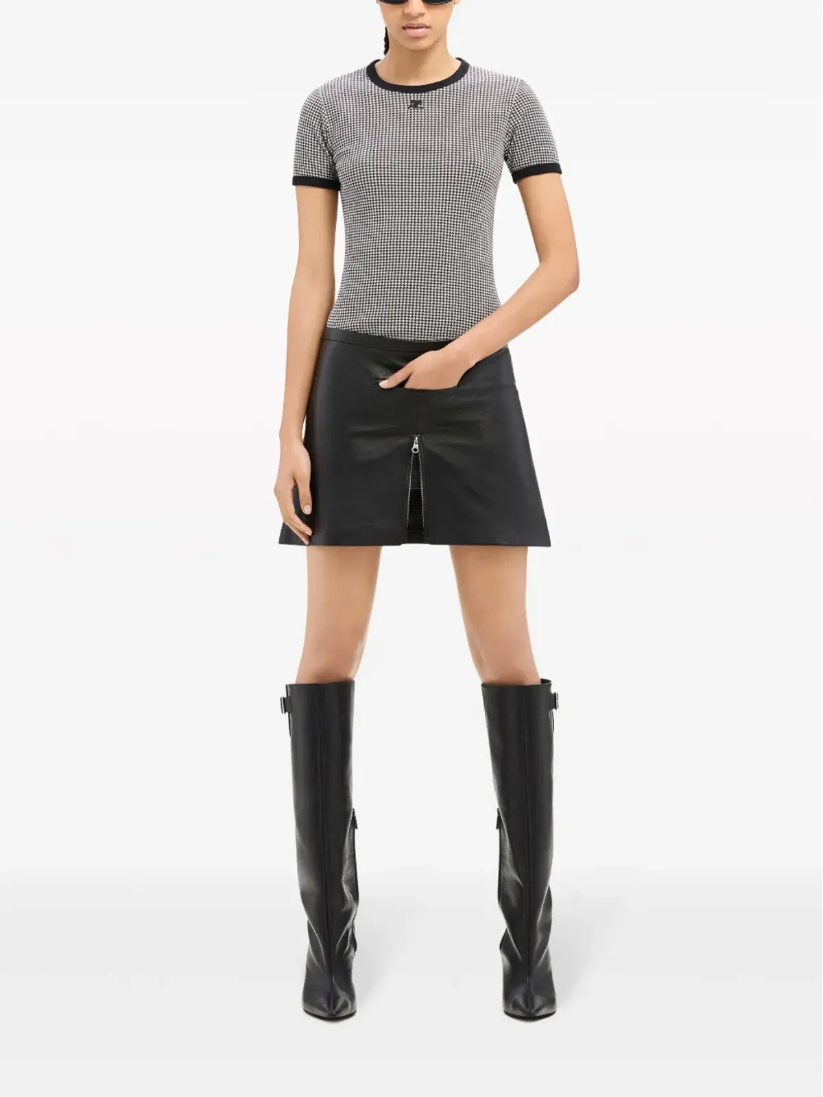 Courrèges コントラストトリム コットン Tシャツ ブラック - 画像2