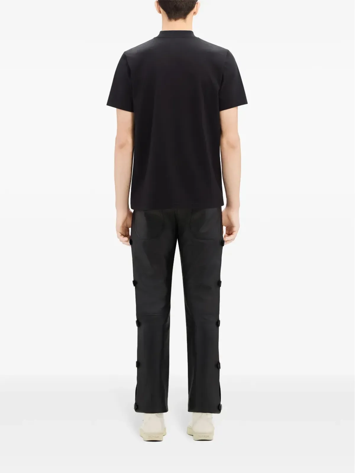 Courrèges ボルケーノ ロゴ アップリケ コットン Tシャツ ブラック - 画像4