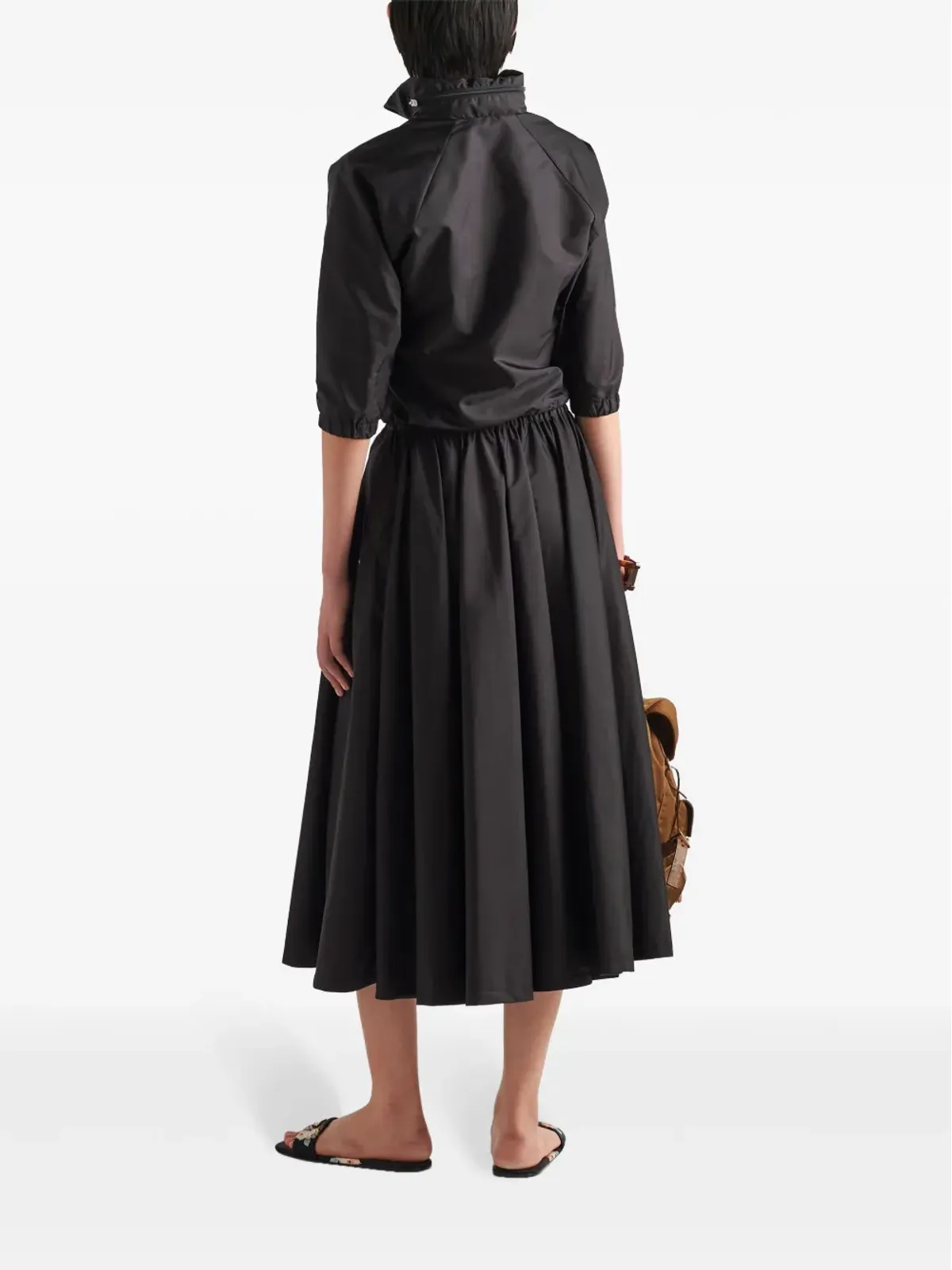 Prada トライアングルロゴ ジップ付きミディスカート ブラック - 画像3