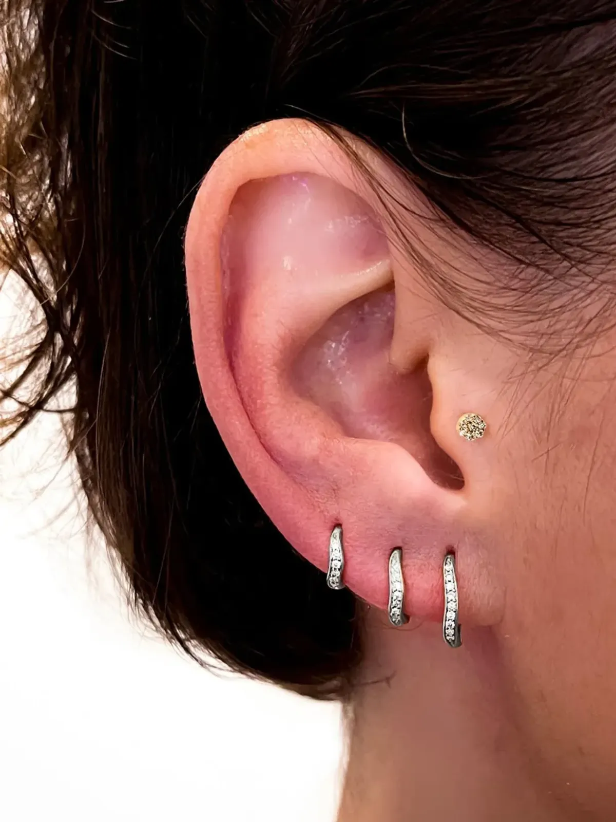 Lark & Berry デューン ダイヤモンド フープピアス - 画像3