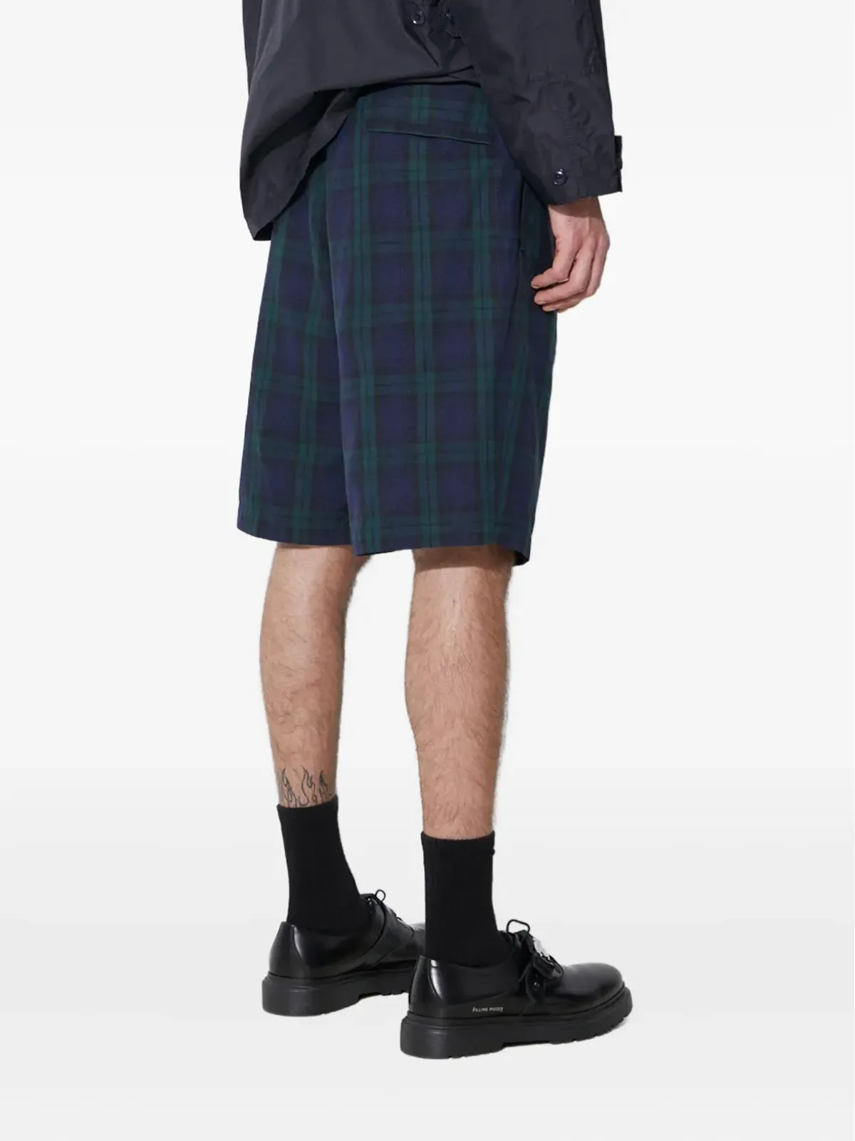 Engineered Garments プリーツタータンショーツ - 画像4