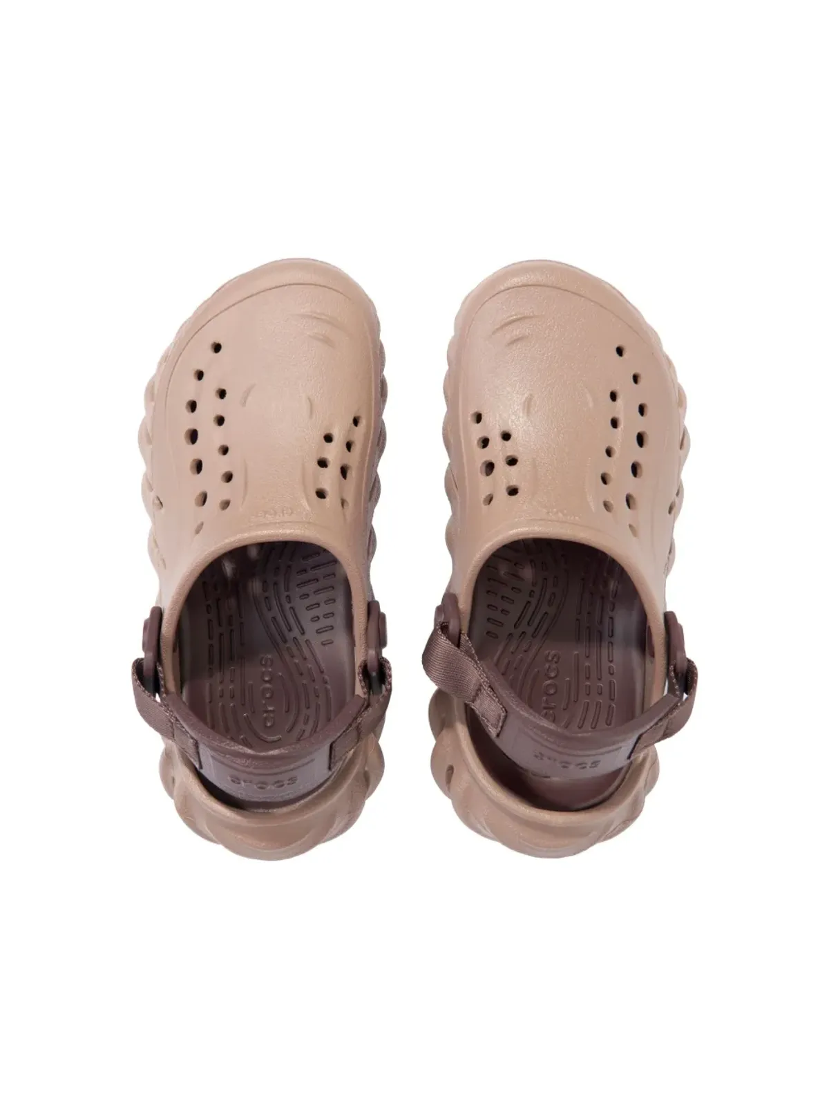 Crocs Kids Echo 通気孔付きサンダル - 画像4