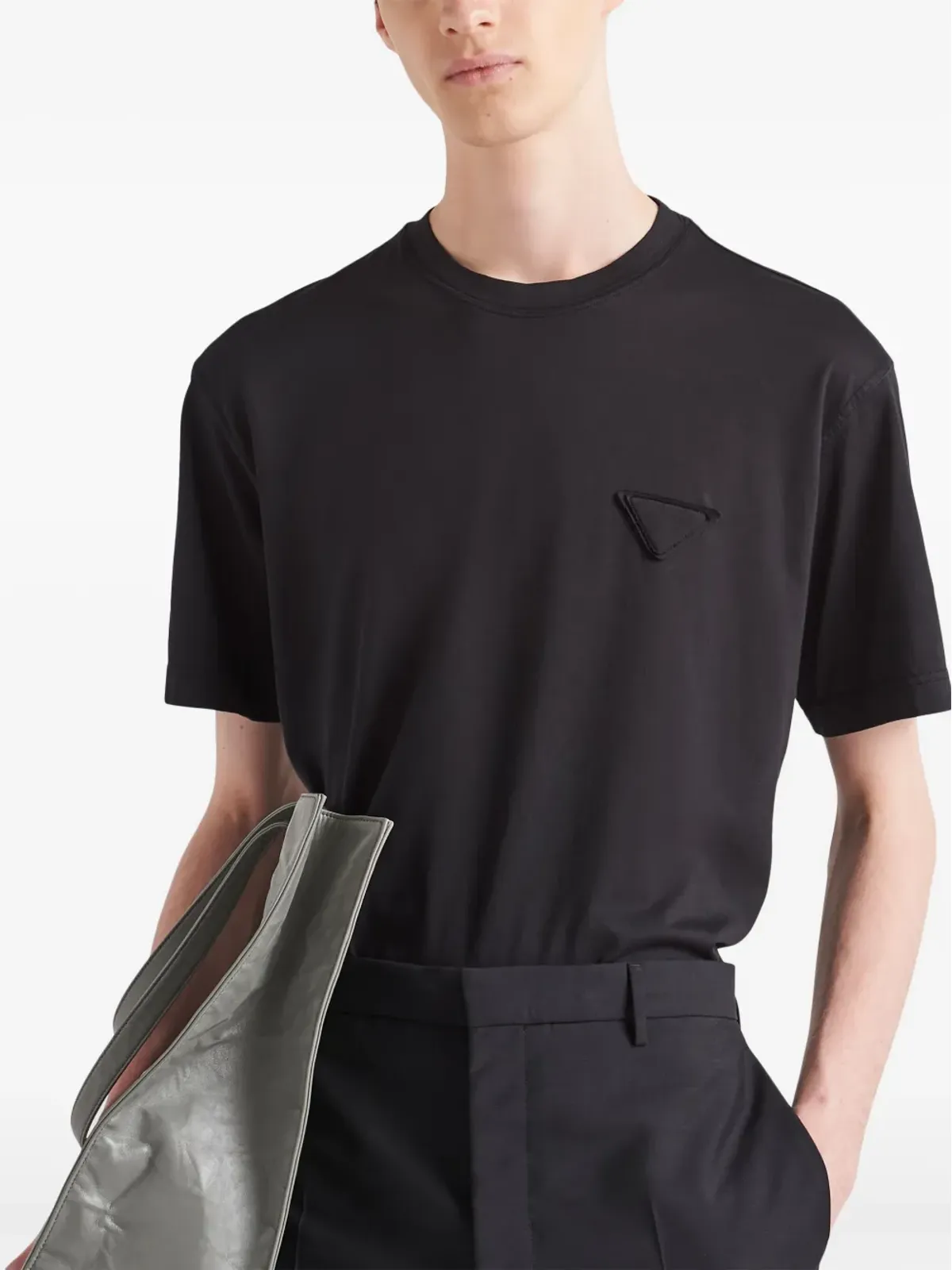 Prada ロゴパッチ コットン Tシャツ ブラック - 画像4