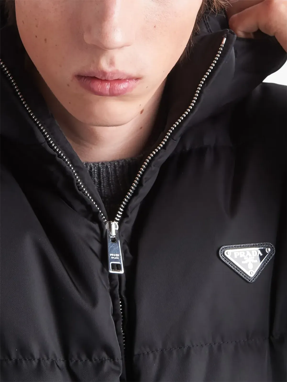 Prada Re-Nylon ダウンジャケット - ブラック - 画像4