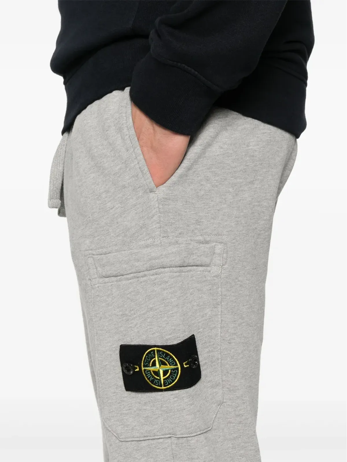 Stone Island コンパスバッジ メランジ テーパードパンツ - グレー - 画像5