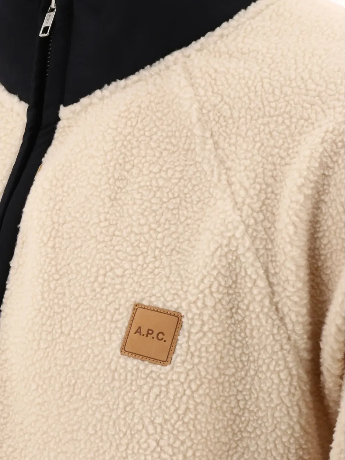 A.P.C. ロゴアップリケ半ジップ スウェットシャツ - ニュートラル - 画像4