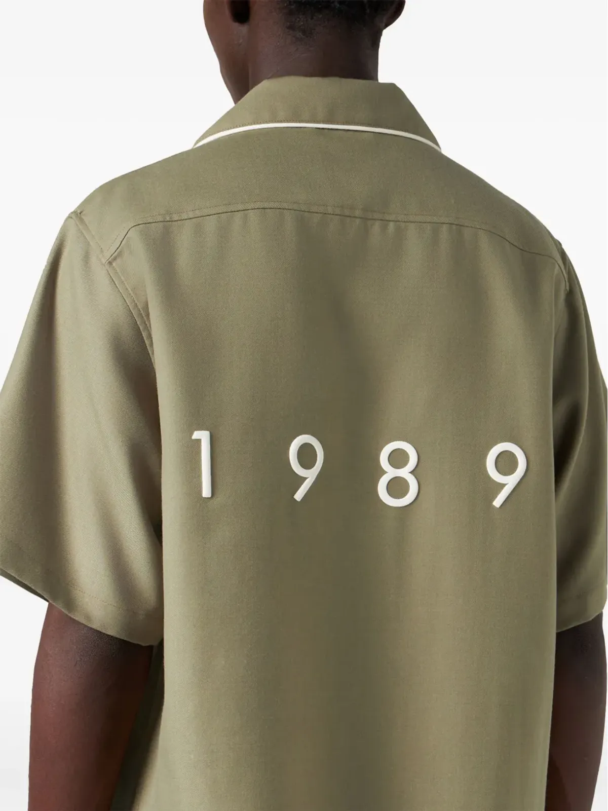 1989 STUDIO ロゴプリント・コントラストトリム シャツ - 画像5