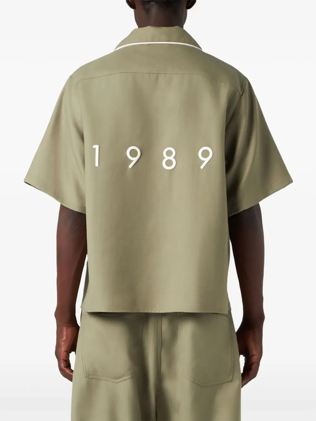 1989 STUDIO ロゴプリント・コントラストトリム シャツ - 画像4