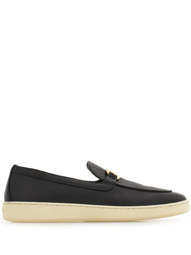 FERRAGAMO Ferragamo 新作 Varaバックル ローファーの商品画像