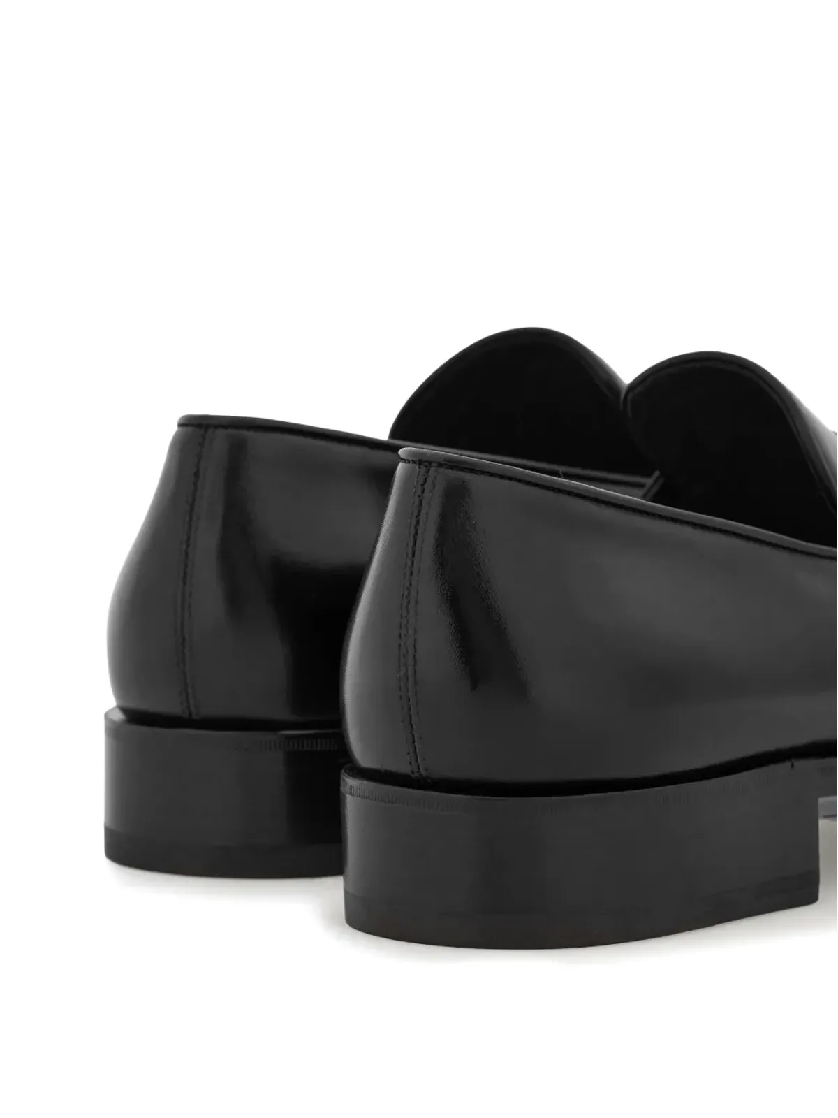 Ferragamo トラメッツァ アーモンドトゥ レザー ローファー ブラック - 画像3