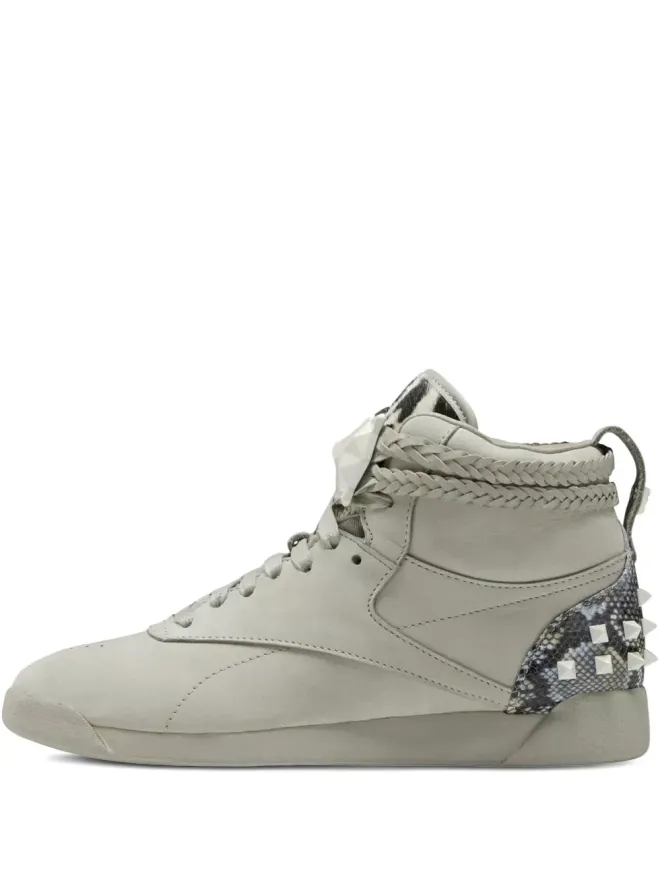 Reebok Reebok x Wonder Woman 1984 Freestyle sneakers - Greyの商品画像