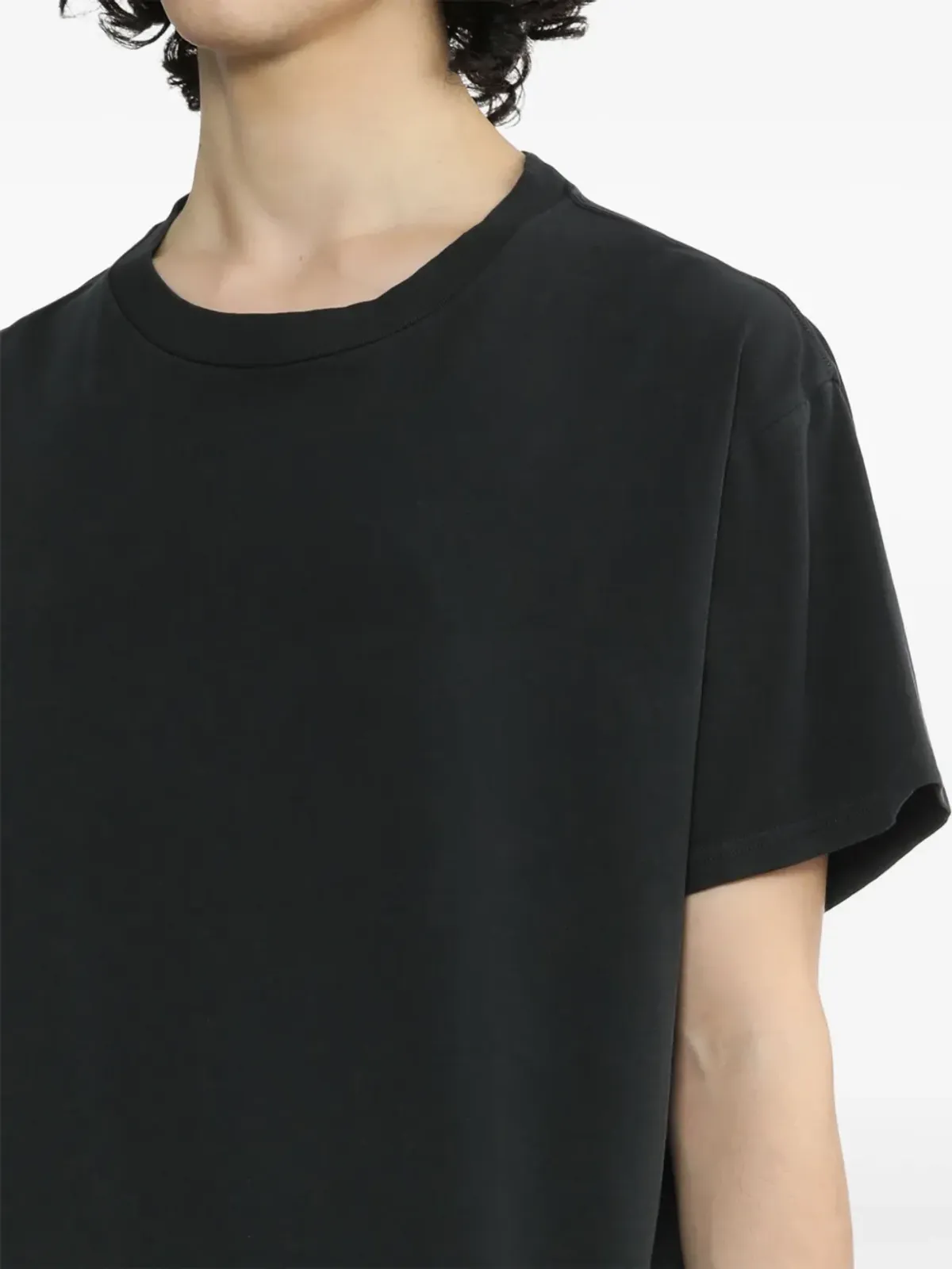 424 ラウンドネック半袖Tシャツ - ブラック - 画像5
